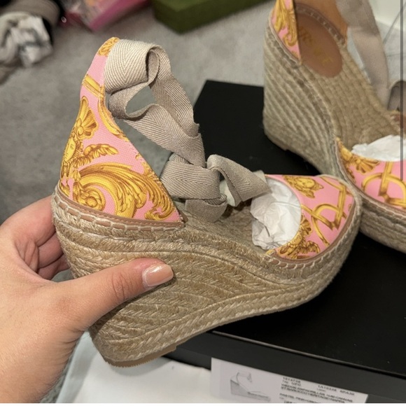 VERSACE ✨Espadrille Wedge Sandal - Picture 2 of 2